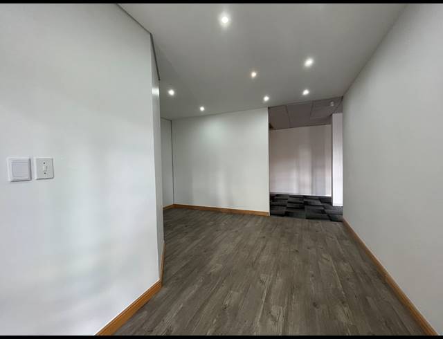 489M² OFFICE TO LET IN SANDTON CENTRAL